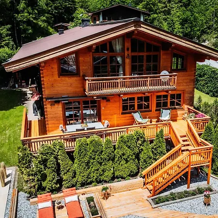 In Kitzbuehel Alps Near Slopes Chalet Waidring
